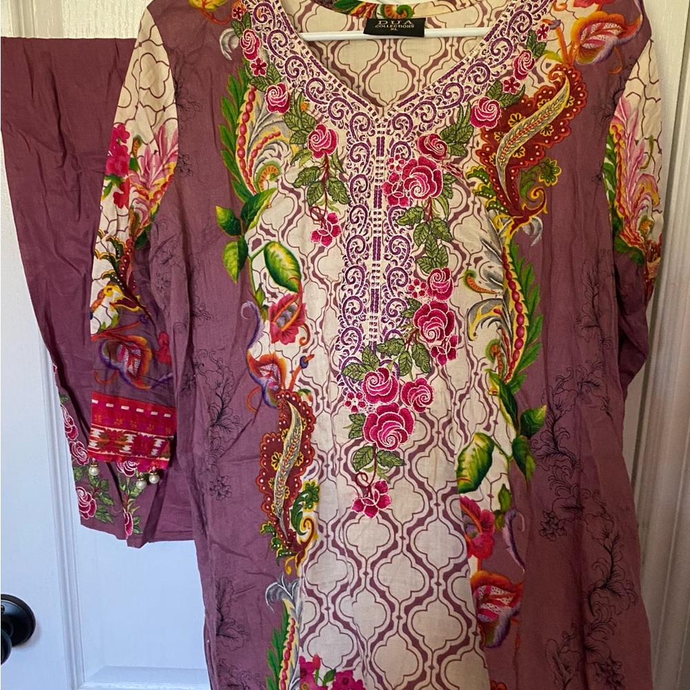 Pakistani 3 Pcs Floral Embroidered Swiss Lawn Dress